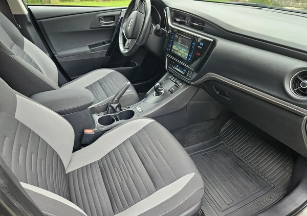 Toyota Auris cena 62999 przebieg: 159000, rok produkcji 2016 z Lubin małe 326